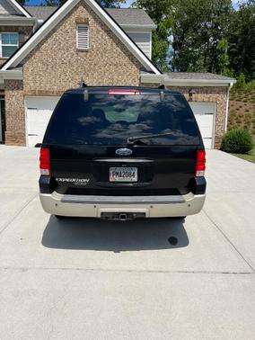 Black 2005 Ford Expedition King Ranch