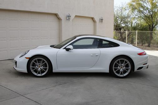 2018 Porsche 911 911 Carrera