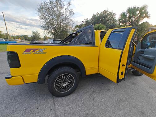 2004 Ford F-150 STX SuperCab