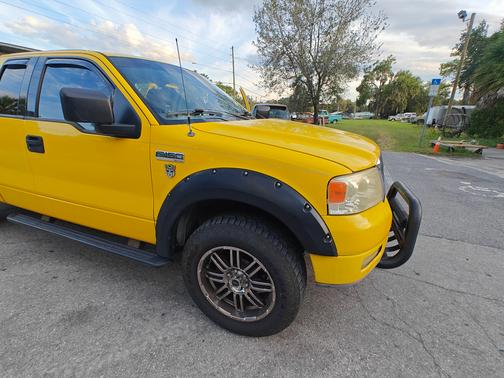 2004 Ford F-150 STX SuperCab
