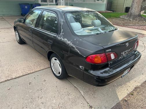 Black 1999 Toyota Corolla VE