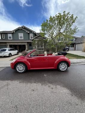 Red 2008 Volkswagen New Beetle SE