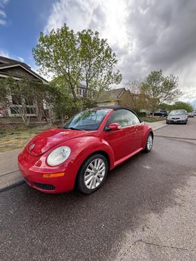 Red 2008 Volkswagen New Beetle SE