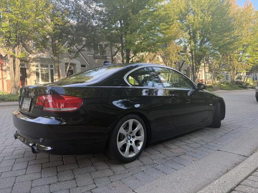 Black 2007 BMW 335 i