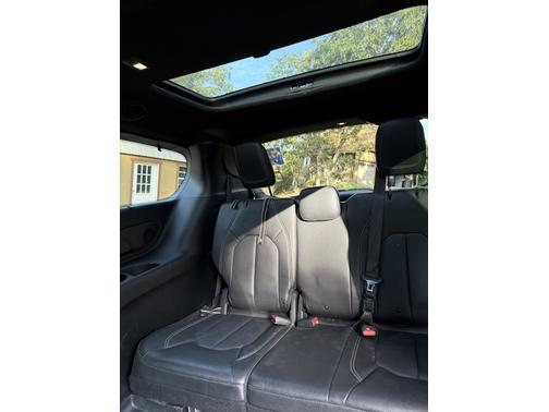 2019 Chrysler Pacifica Touring-L Plus