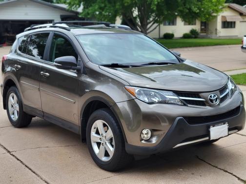 2013 Toyota RAV4 XLE