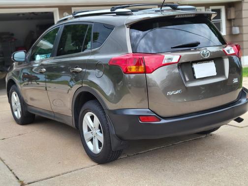 2013 Toyota RAV4 XLE