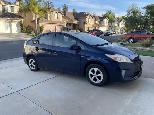 2014 Toyota Prius Two