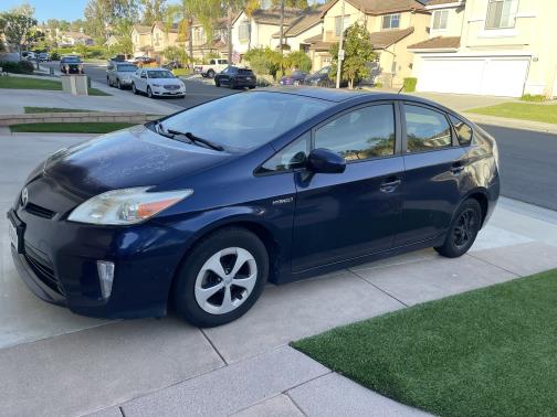 2014 Toyota Prius Two