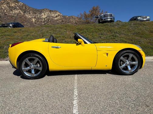 Yellow 2008 Pontiac Solstice GXP