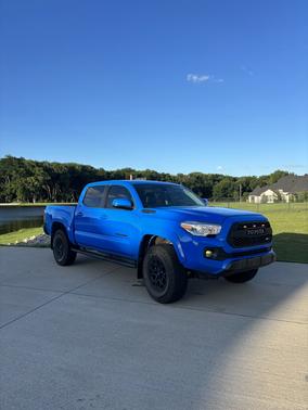 Blue 2021 Toyota Tacoma SR5