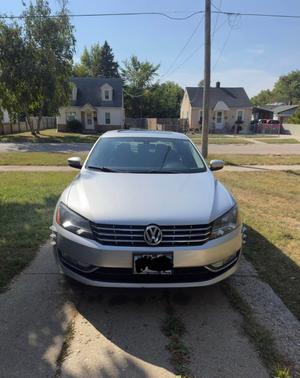 Silver 2013 Volkswagen Passat 2.5 SEL Premium