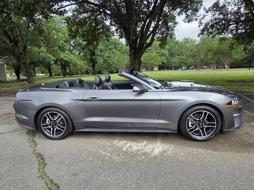 2021 Ford Mustang EcoBoost Premium