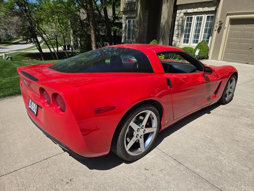 2006 Chevrolet Corvette Base