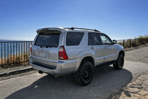 Silver 2007 Toyota 4Runner Limited
