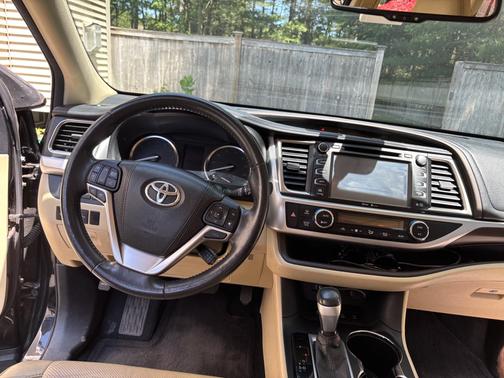 2015 Toyota Highlander Limited Platinum