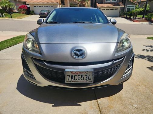 Silver 2011 Mazda Mazda3 s Grand Touring
