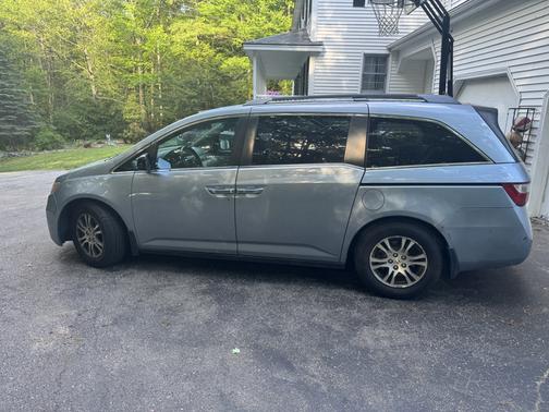 Blue 2012 Honda Odyssey EX