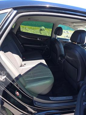 2012 Hyundai Equus Signature