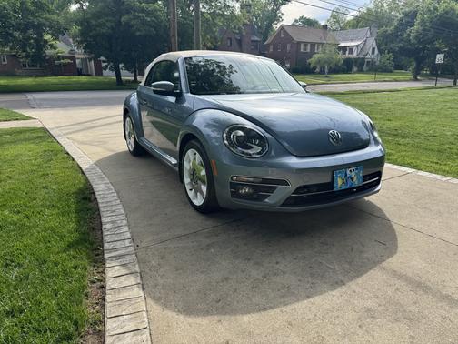 Blue 2019 Volkswagen Beetle 2.0T Final Edition SEL