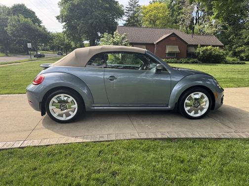 Blue 2019 Volkswagen Beetle 2.0T Final Edition SEL