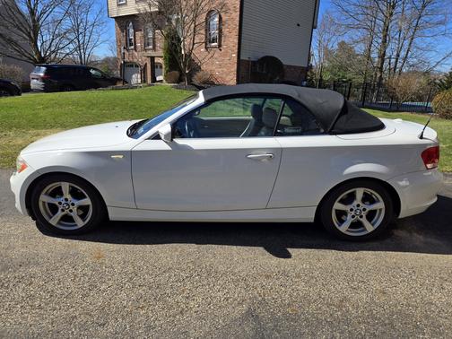 White 2012 BMW 128 i