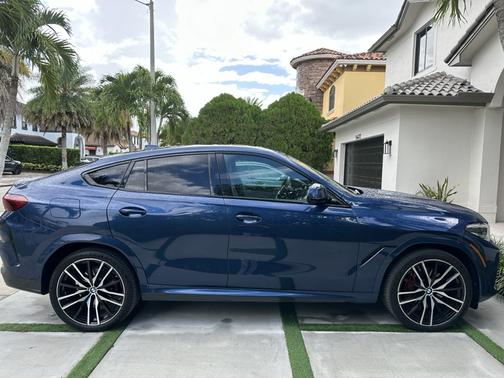 Blue 2023 BMW X6 xDrive40i
