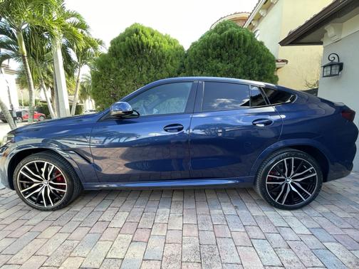 Blue 2023 BMW X6 xDrive40i