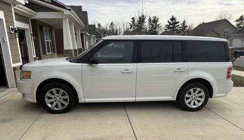 2011 Ford Flex SE