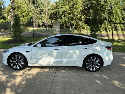 2024 Tesla Model 3 Long Range