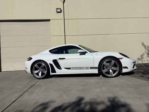 2021 Porsche 718 Cayman 718 Cayman