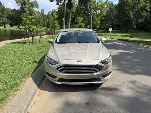2017 Ford Fusion Hybrid SE