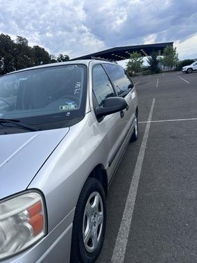 2006 Ford Freestar SE
