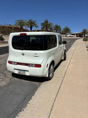 White 2010 Nissan Cube 1.8 SL