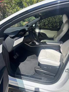 White 2022 Tesla Model X Plaid