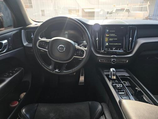 Silver 2019 Volvo XC60 Recharge Plug-In Hybrid T8 R-Design