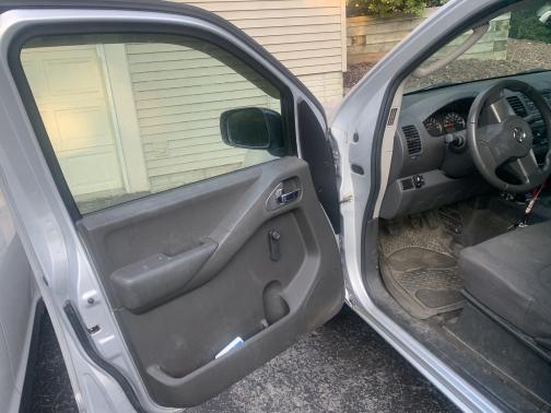 2010 Nissan Frontier XE
