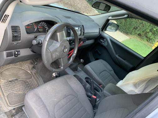 2010 Nissan Frontier XE