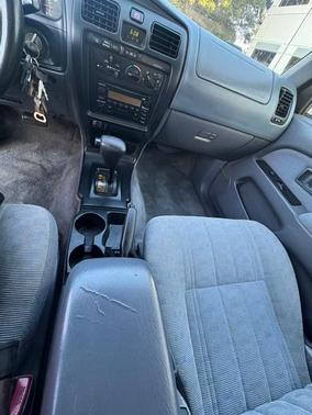 Silver 2000 Toyota 4Runner Base