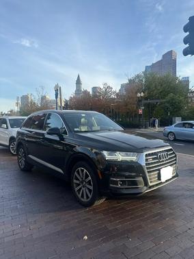 Black 2017 Audi Q7 3.0T Prestige