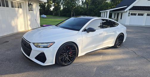 2021 Audi RS 7 4.0T