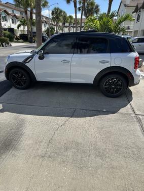 2014 MINI Countryman Cooper S