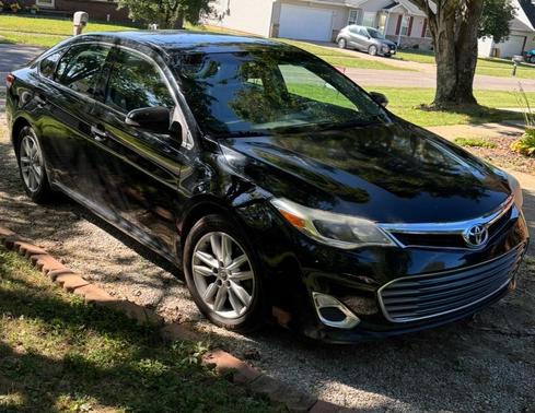 Black 2013 Toyota Avalon XLE Premium