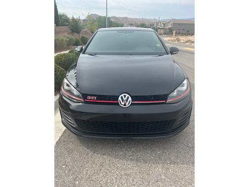 2017 Volkswagen Golf GTI Sport 4-Door