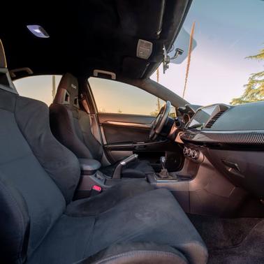 Photo 5 of 10 of 2014 Mitsubishi Lancer Evolution GSR