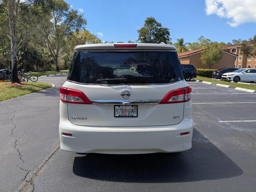 2017 Nissan Quest SV