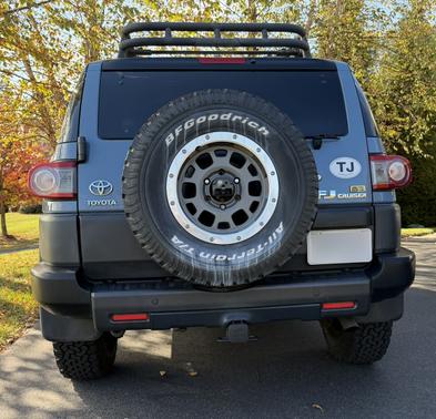 2014 Toyota FJ Cruiser Base
