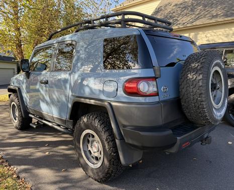 2014 Toyota FJ Cruiser Base