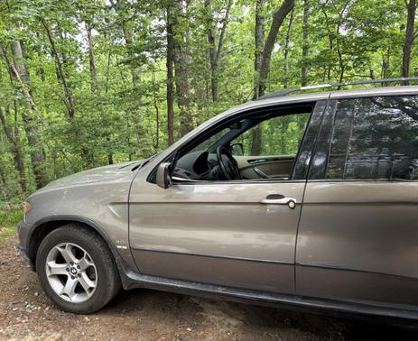2005 BMW X5 3.0i