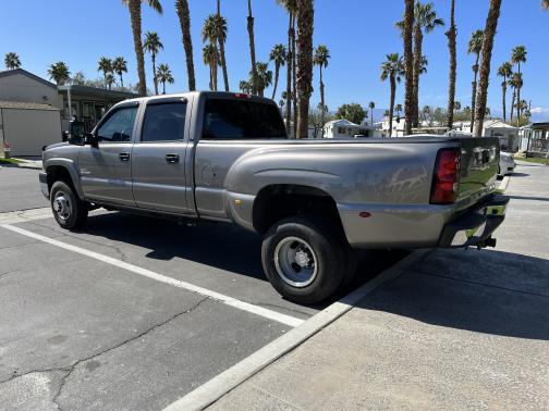 Photo 4 of 24 of 2006 Chevrolet Silverado 3500 LT Crew Cab